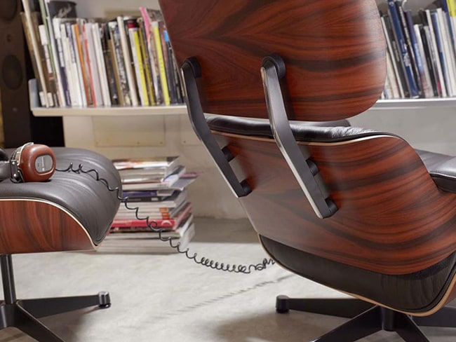 flat pack horse shelter assembly diagram showing components