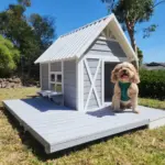 Mini Hamptons Lockable Wooden Dog House With Deck - Image 2